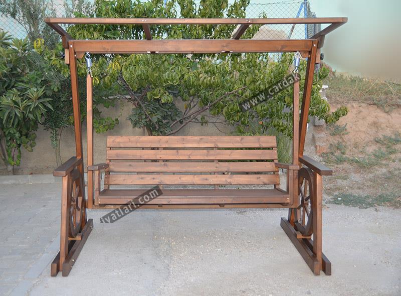 Ahşap salıncak